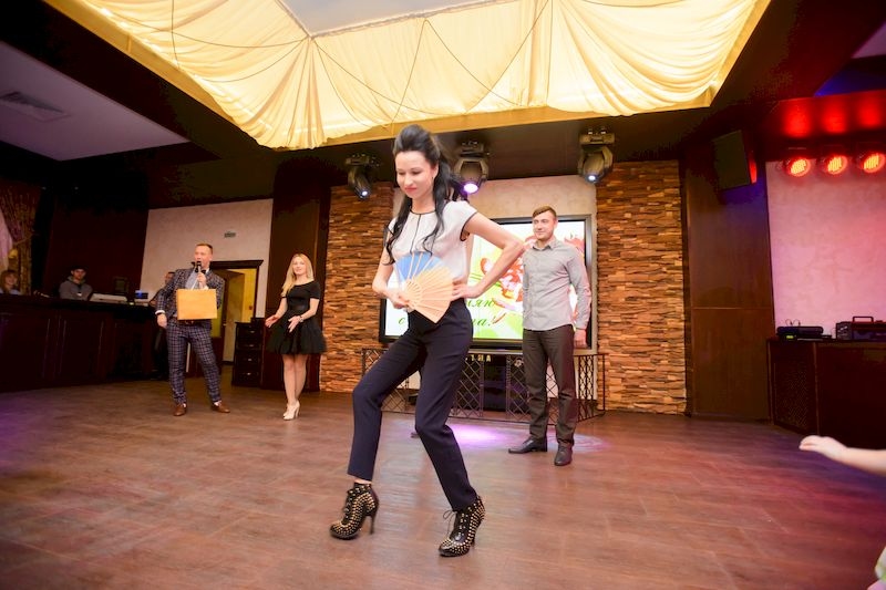 8 Марта "Для Милых Дам"